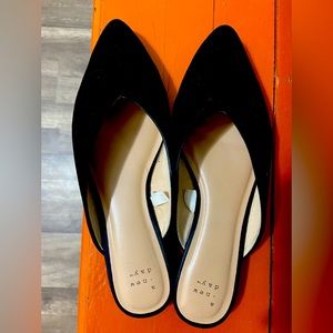 Black flats size 8.5